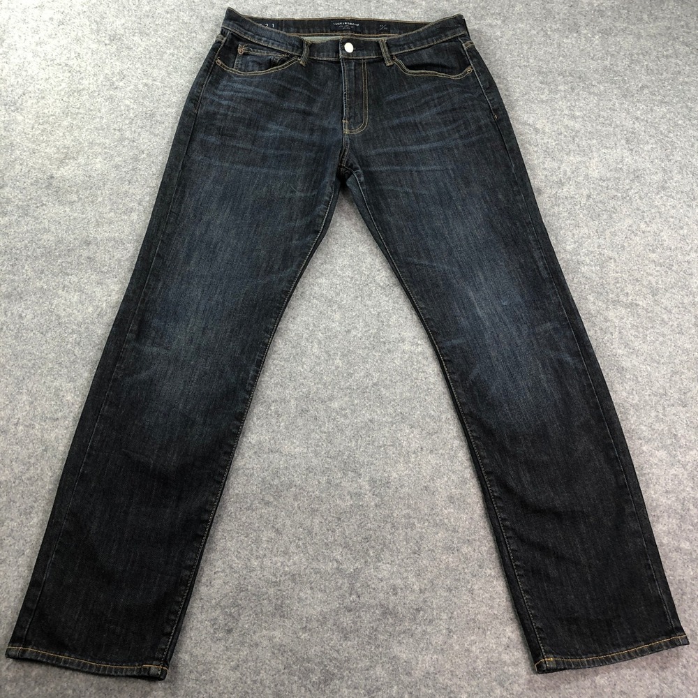 Lucky Brand 221 Straight Mens Jeans 33x32 Dark Blue Denim Made in China Wash